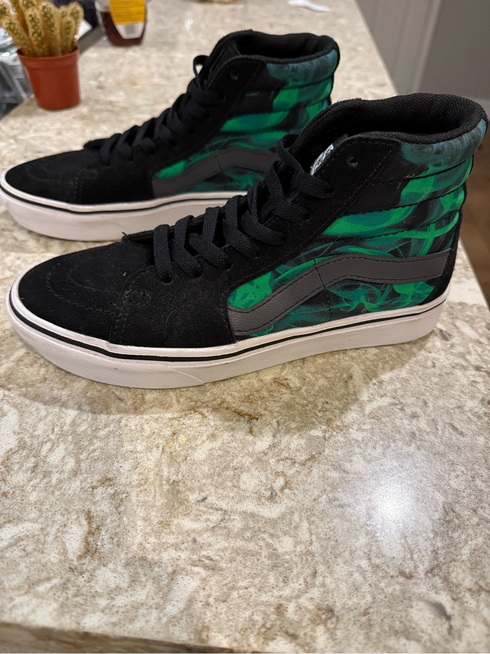 VANS Sk8-Hi "Green Flame" Black/True White ~ Women's 6.5 / Men's 5 - Brand New